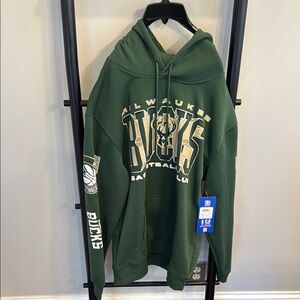 Milwaukee Bucks Green Hoodie